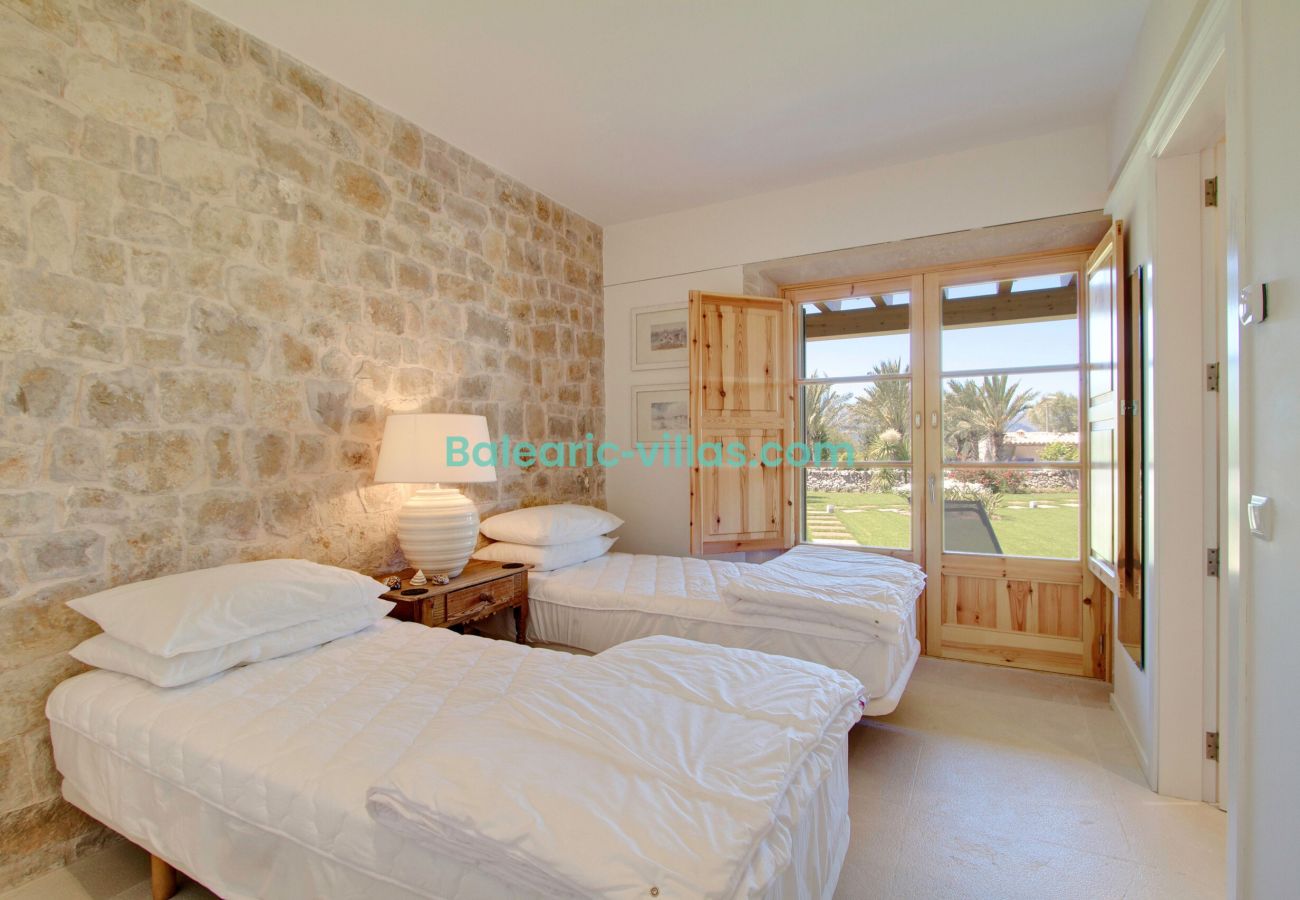 Villa in Alcudia - Mansion Bahia